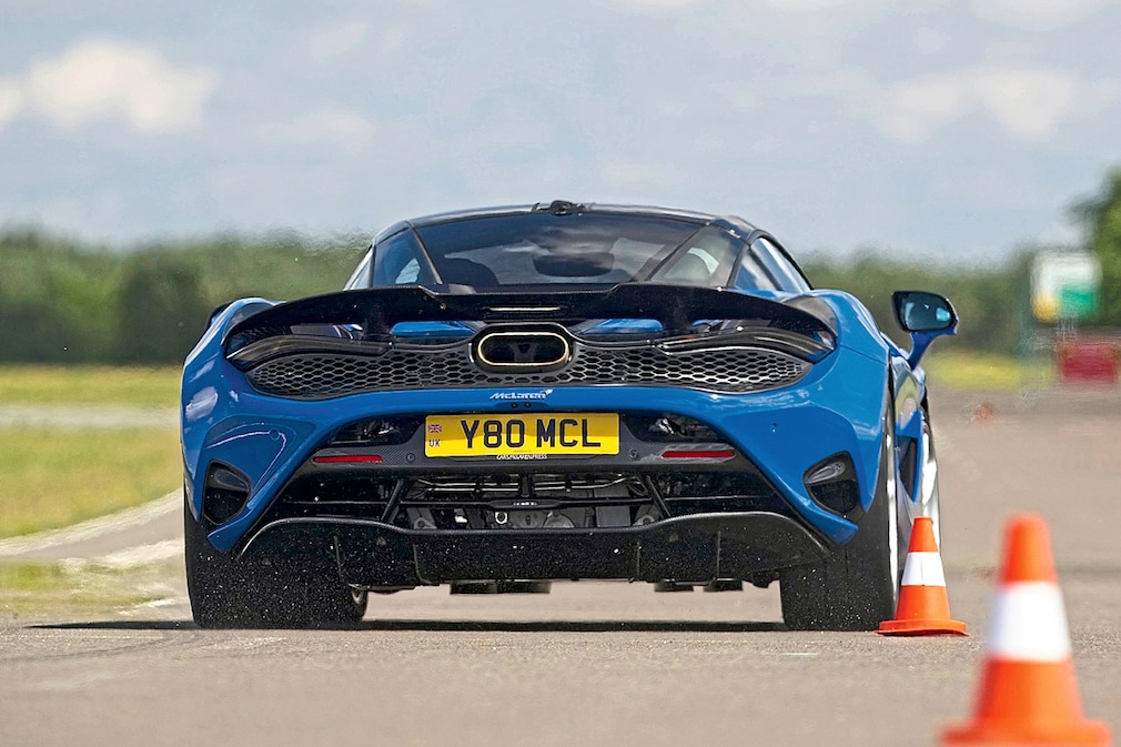 McLaren 750S