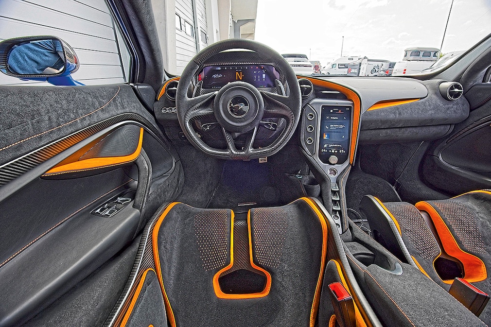 McLaren 750S