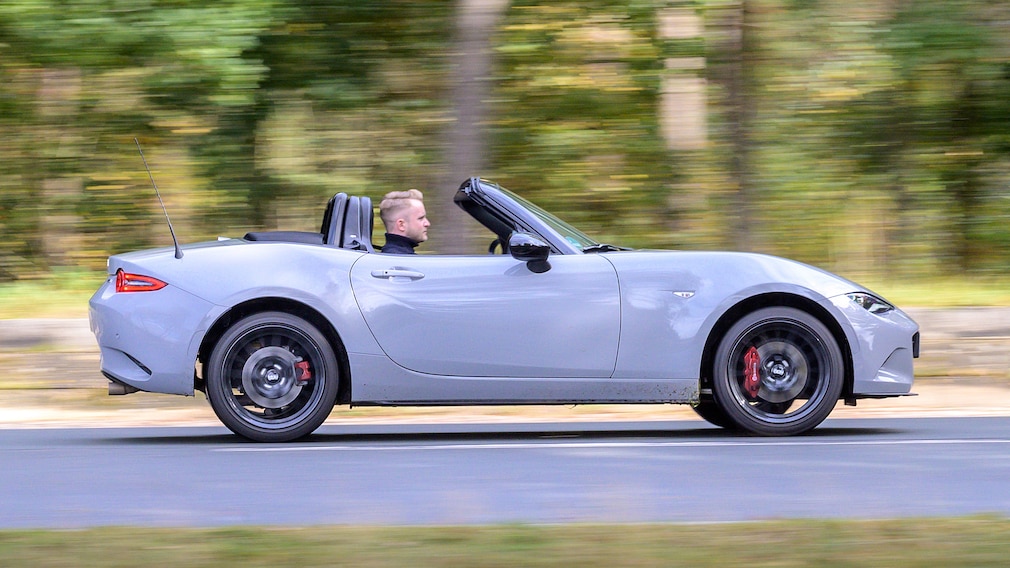 Mazda MX-5 RF Skyactiv-G 184