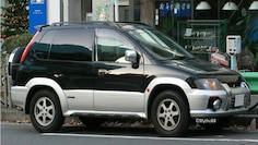 Mitsubishi Space Runner