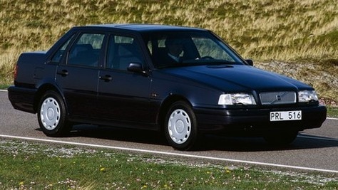 Volvo 400
