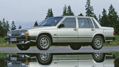 Volvo 700