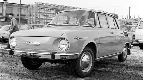 Škoda 100
