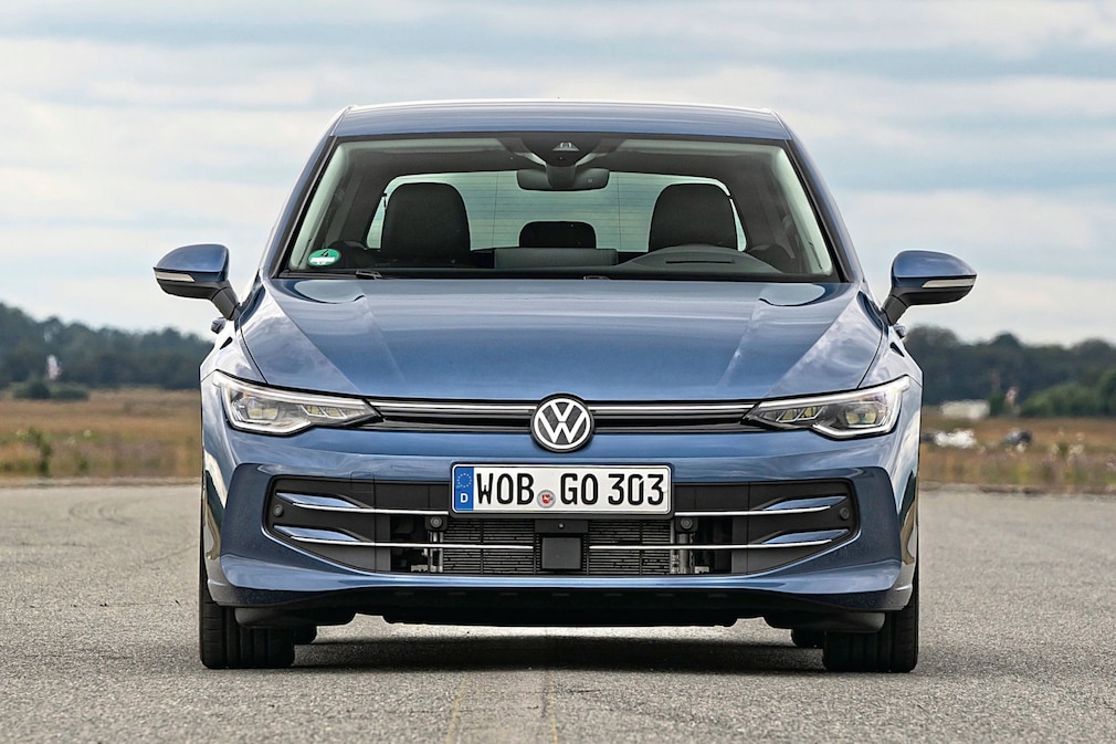 VW Golf 1.5 eTSI DSG
