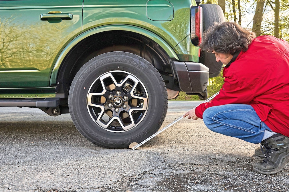 Ford Bronco 2.7L EcoBoost 4x4