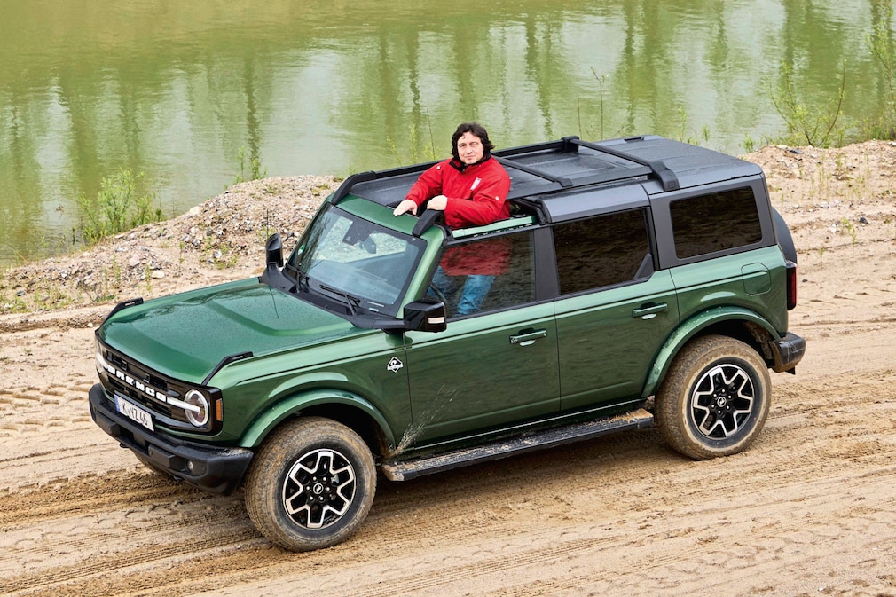 Ford Bronco 2.7L EcoBoost 4x4