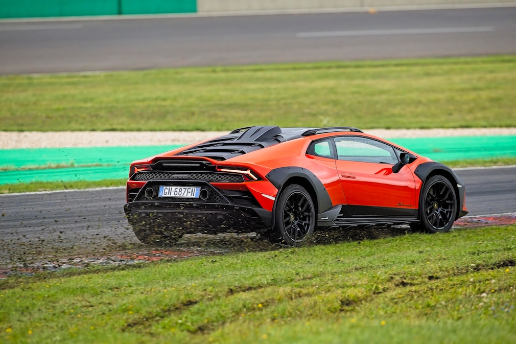 Lamborghini Huracan Sterrato