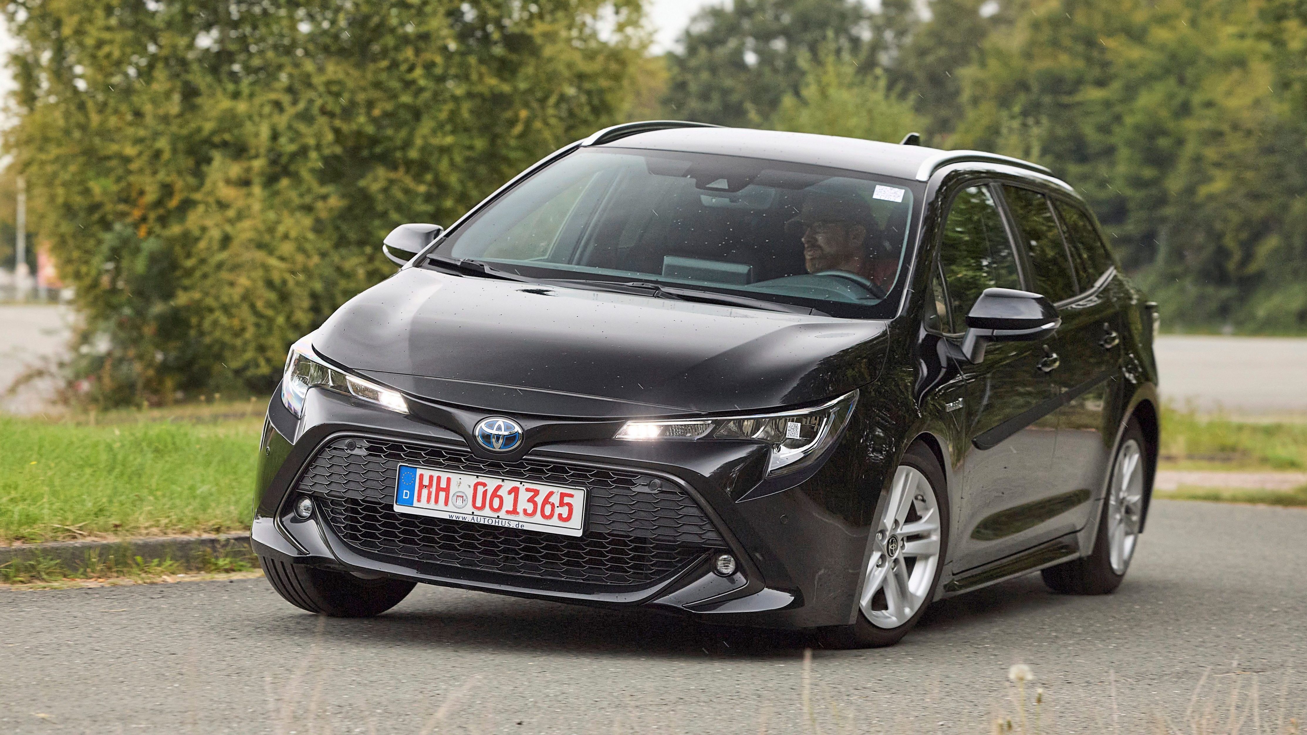 image.title Toyota Corolla (E): Gebrauchtwagen-Test - AUTO BILD