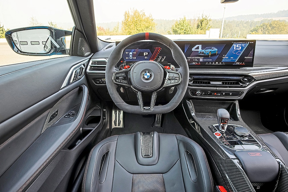 BMW M4 CS