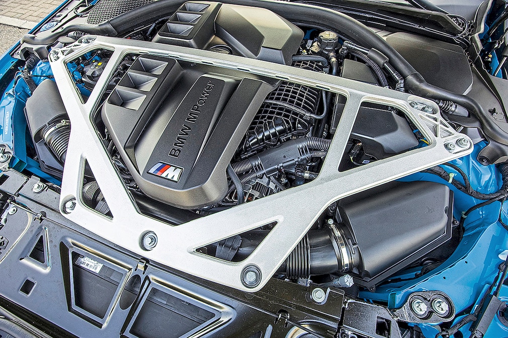 BMW M4 CS