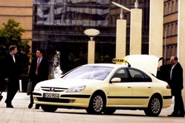 Peugeot 607 als Taxi