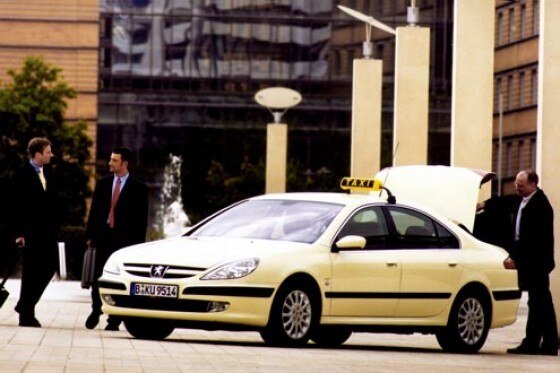 Peugeot 607 als Taxi
