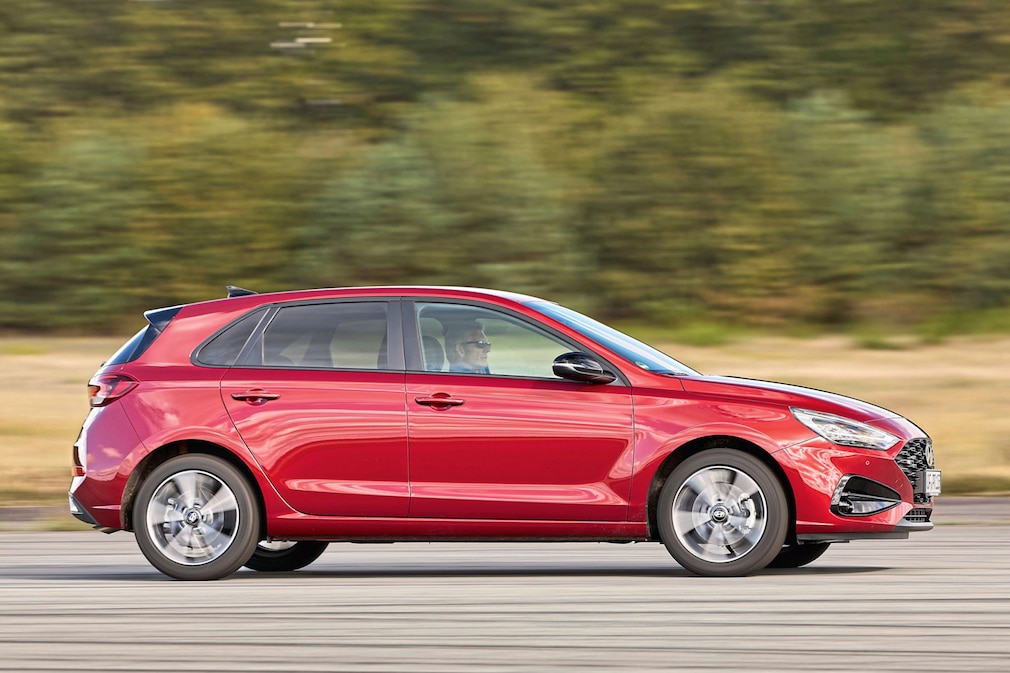 Hyundai i30 1.5 T-GDI 48V Hybrid DCT