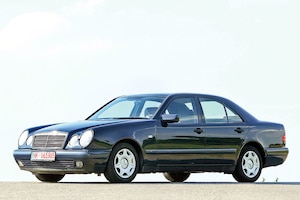 Mercedes E-Klasse (W210)