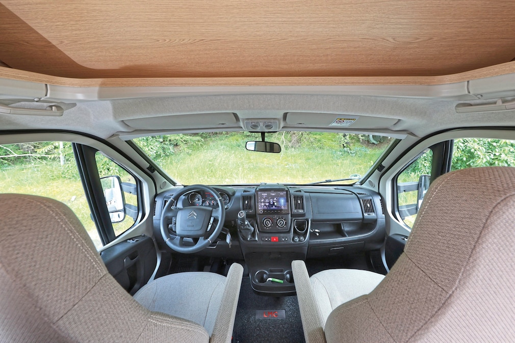 LMC Tourer Alkoven A 690