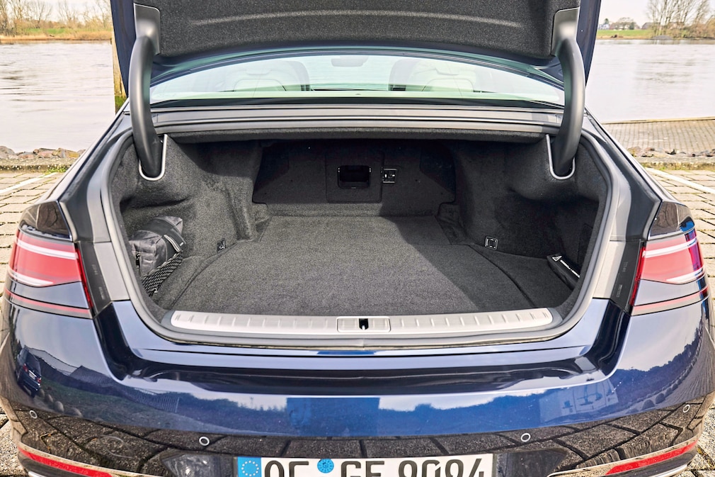 Genesis G90 LWB
