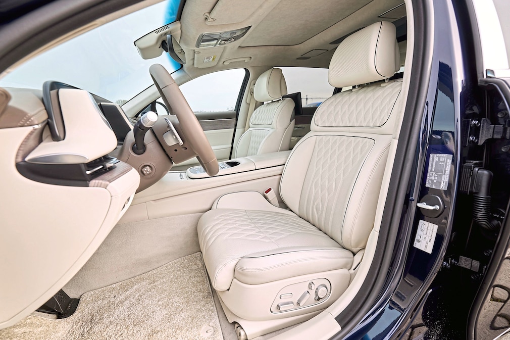 Genesis G90: koreanische Luxuslimousine im Test - AUTO BILD