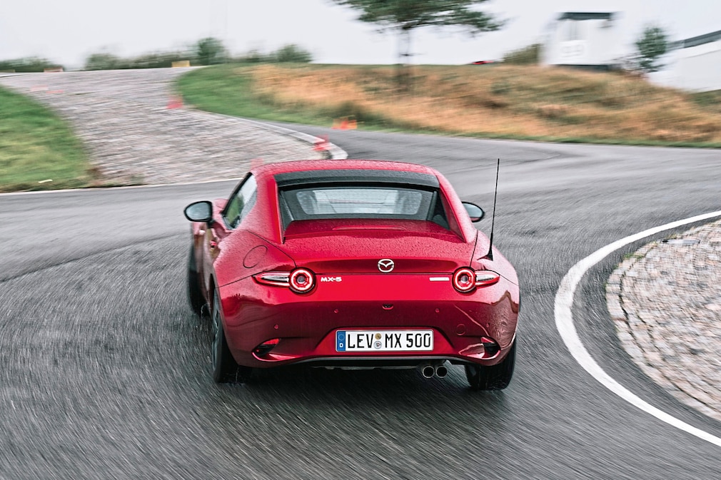 Mazda MX-5 RF Skyactiv-G 184