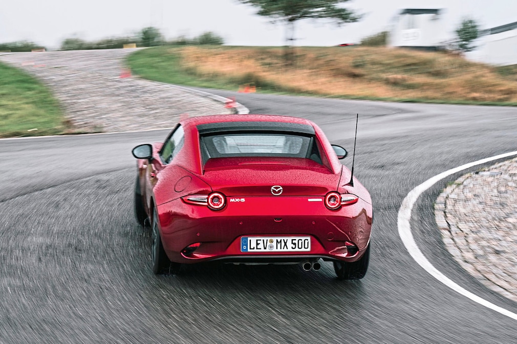 Mazda MX-5 RF Skyactiv-G 184