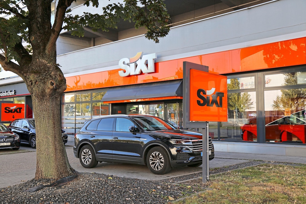 Sxit car rental company