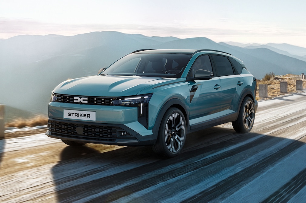 Dacia Striker Modellschriftzug