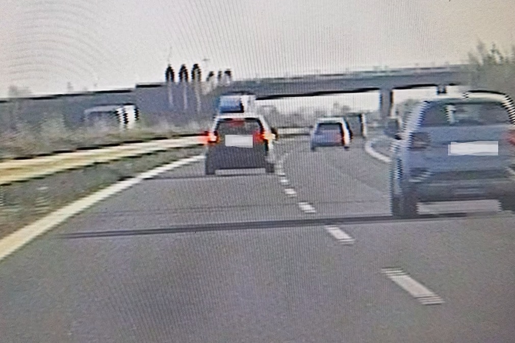 Raser auf der A20