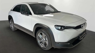 Wenig Reichweite, tolle Ausstattung: Günstiger Elektro-Mazda