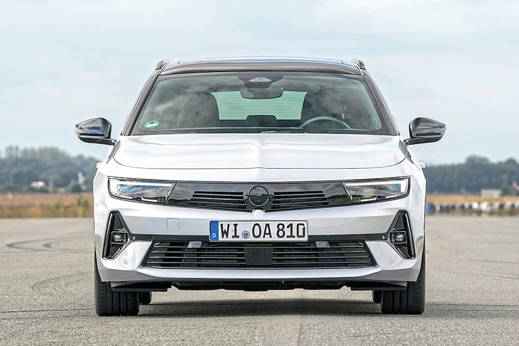 Opel Astra Sports Tourer 1.2 T Hybrid