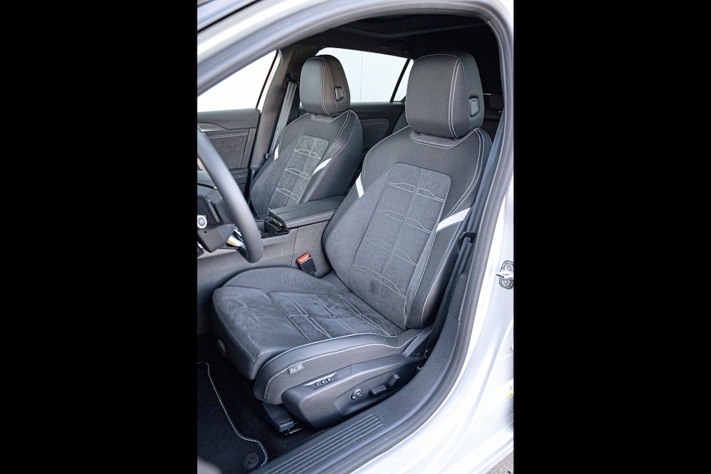 Opel Astra Sports Tourer 1.2 T Hybrid