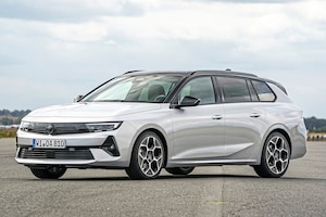 Opel Astra Sports Tourer 1.2 T Hybrid