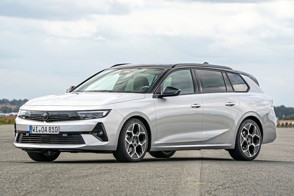 Opel Astra Sports Tourer 1.2 T Hybrid