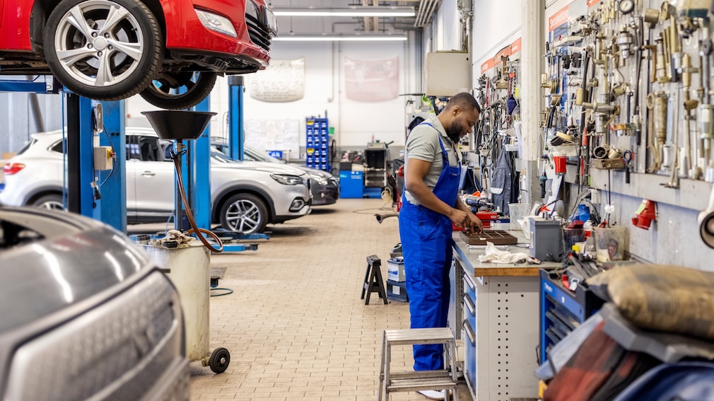 Werkstatt Reparatur Mechaniker