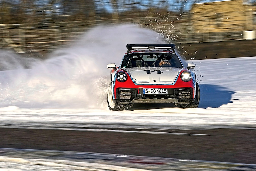 911 Dakar