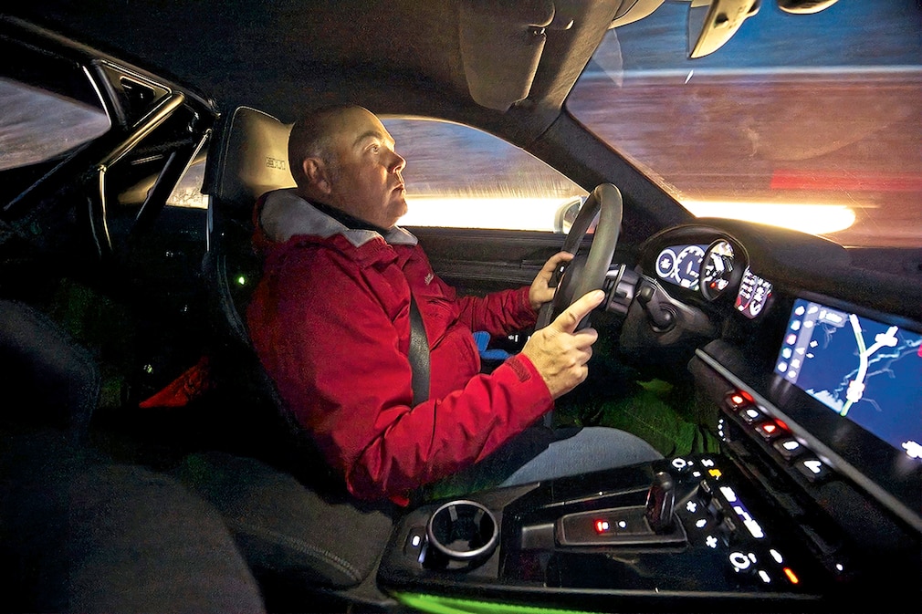 911 Dakar