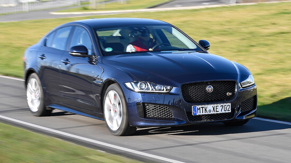 Jaguar XE S