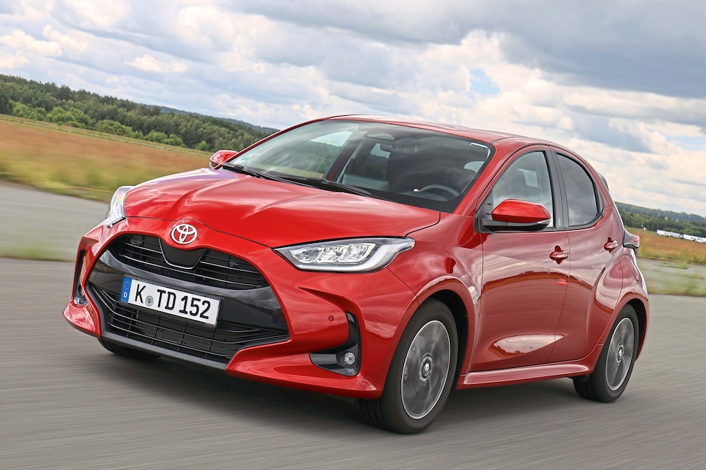 Toyota Yaris Hybrid 116
