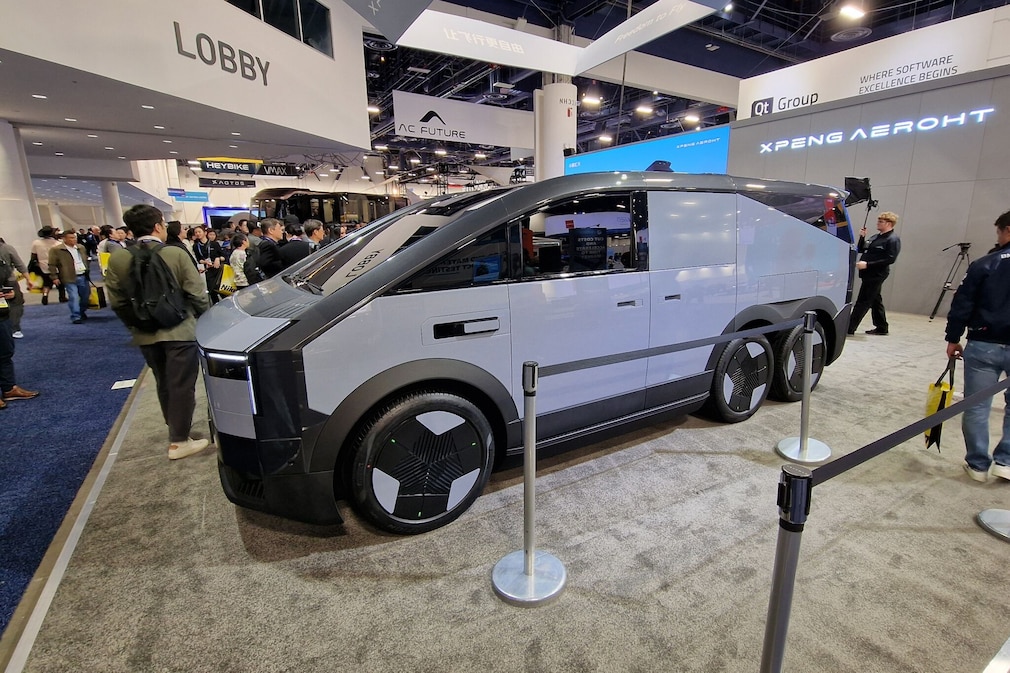 XPeng Aeroth