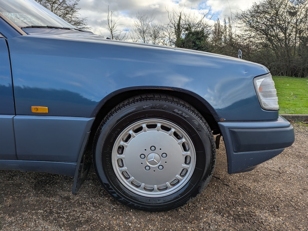 Mercedes 300 CE (C 124) wird versteigert