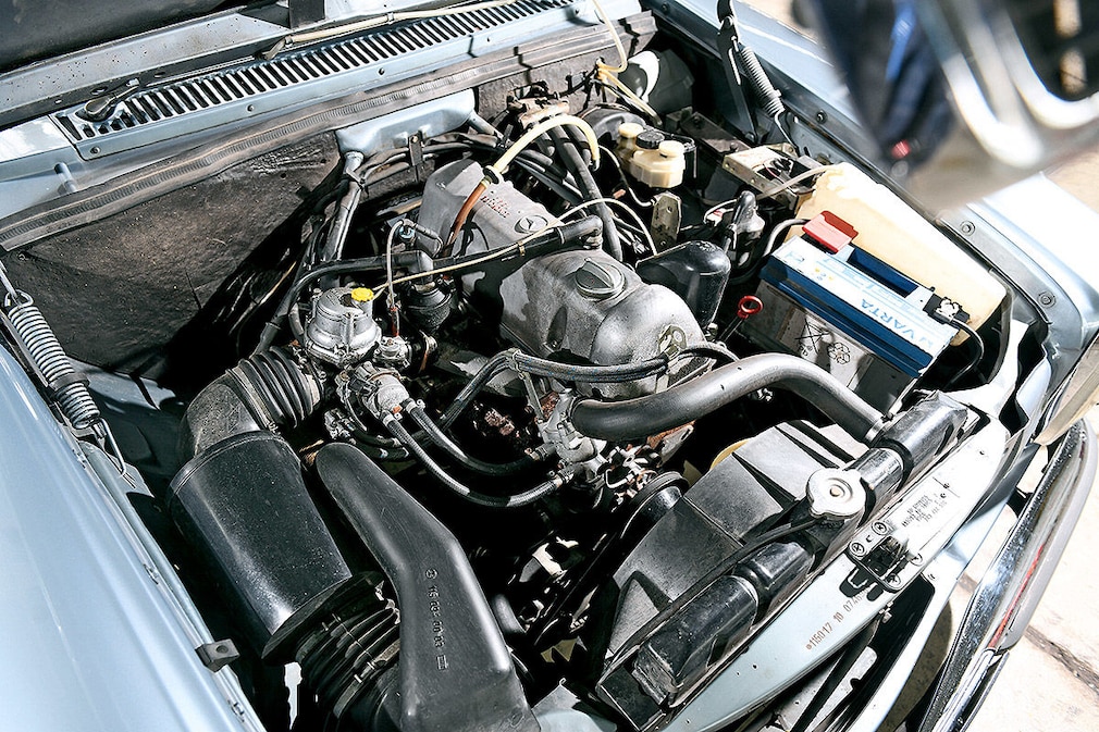 Mittelklasse-Limousinen im Test