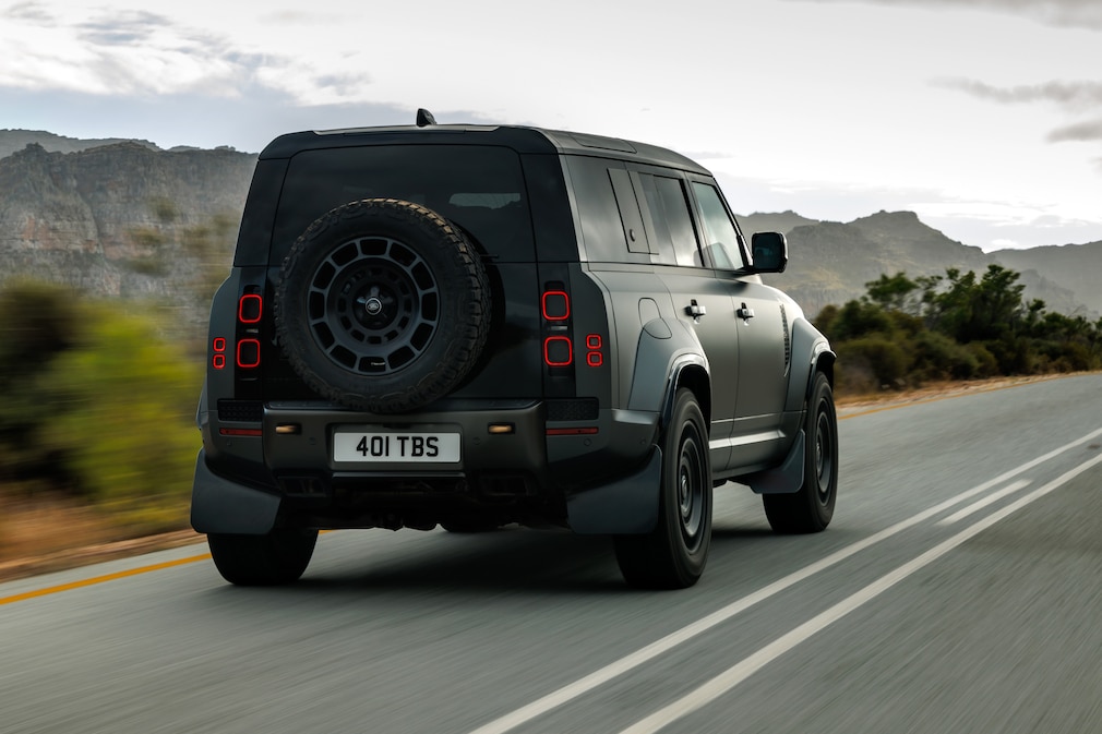 Land Rover Defender Octa