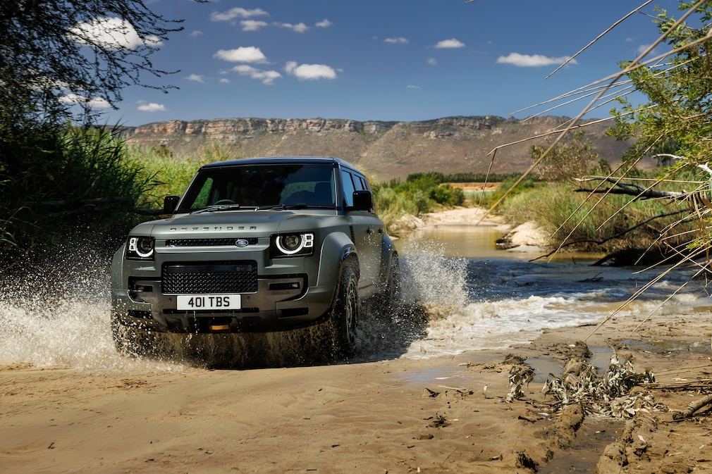 Land Rover Defender Octa