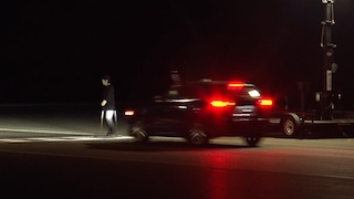 Reflektierende Kleidung kann für Autos unsichtbar machen