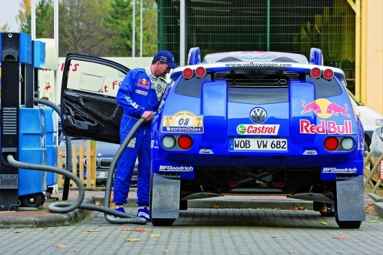 Der Race Touareg an der Tankstelle