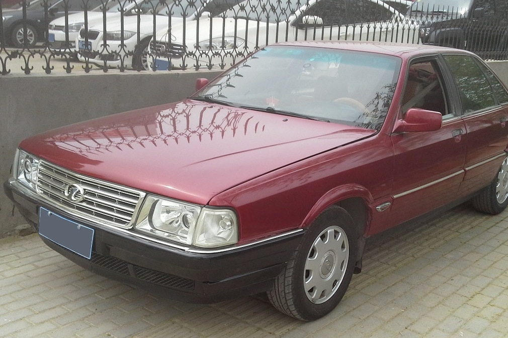 Hongqi Mingshi, der chinesische Audi 100 C3.