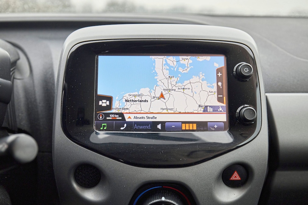 Toyota Aygo 1.0 x-play connect