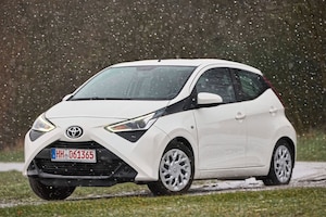 Toyota Aygo 1.0 x-play connect