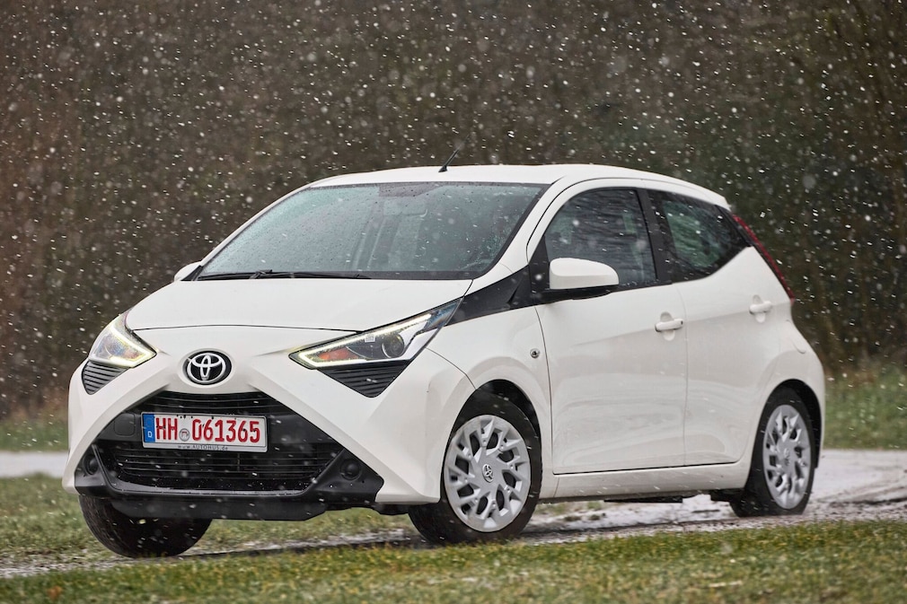 Toyota Aygo 1.0 x-play connect