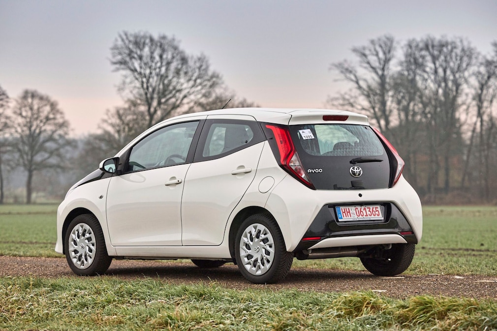 Toyota Aygo 1.0 x-play connect
