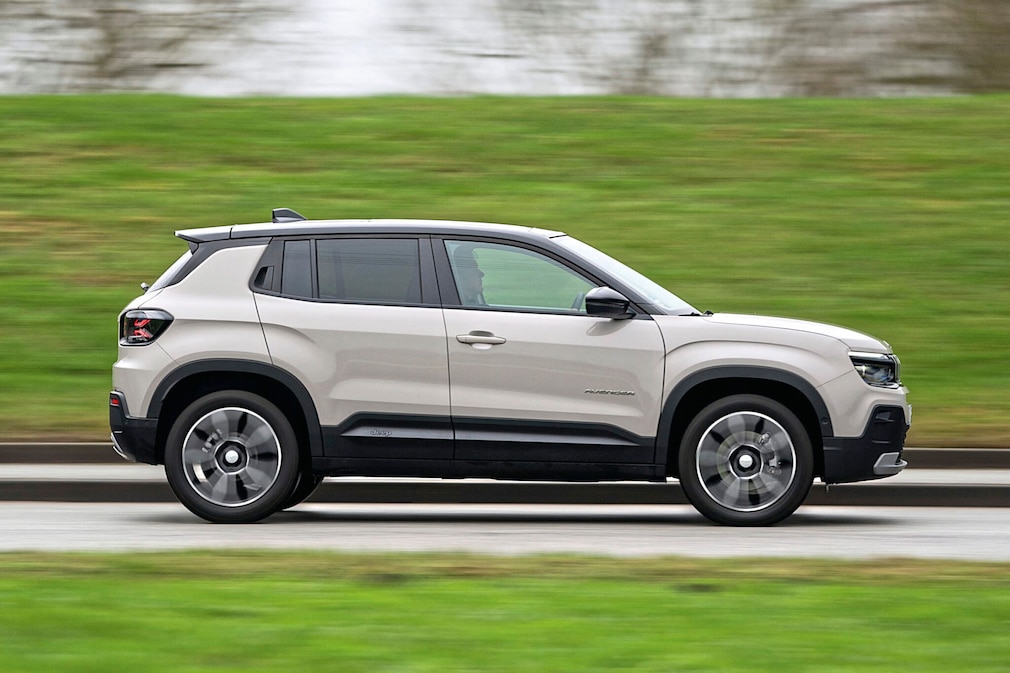 Jeep Avenger 1.2 E-Hybrid