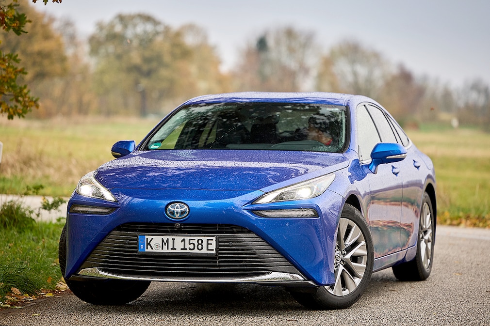 TOYOTA MIRAI